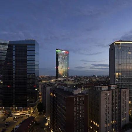 توري جالفا ميلانو الفاخرة أونا إسبيرينزي *